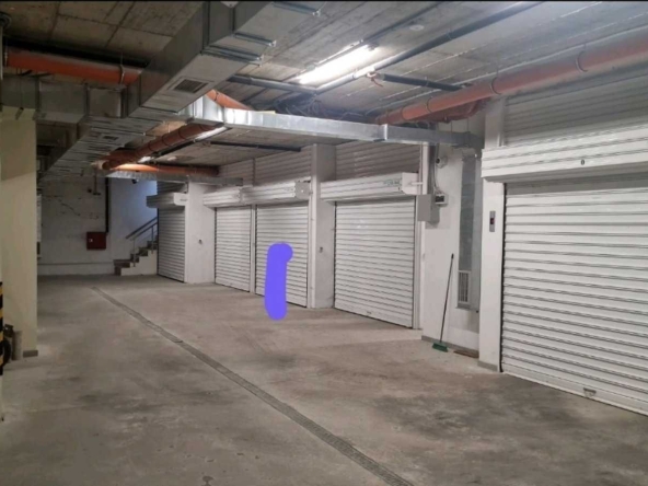 Дава се под наем Гараж / Паркомясто в София, Център - 21 кв.м за 102 € - Снимка #1