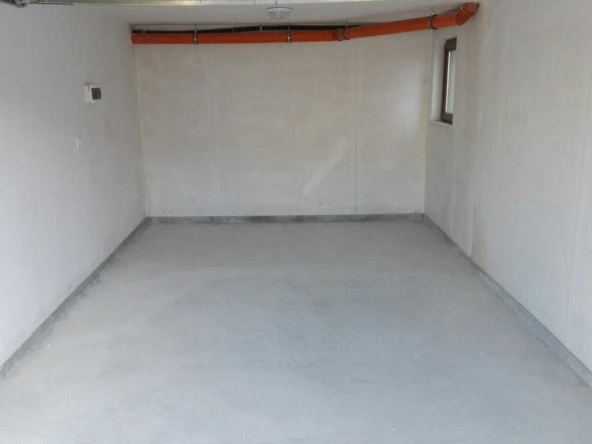 Дава се под наем Склад в Пловдив, Коматевски възел - 16 кв.м за 71.4 € - Снимка #1