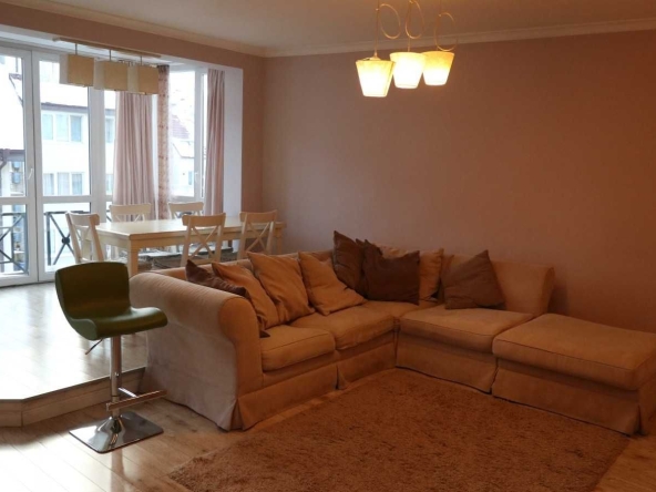 Тристаен апартамент в София, Младост 1А - 73 кв.м за 2521 €/кв.м - Снимка #1