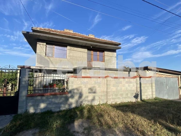 Къща в Суворово - 140 кв.м за 1325 €/кв.м - Снимка #1