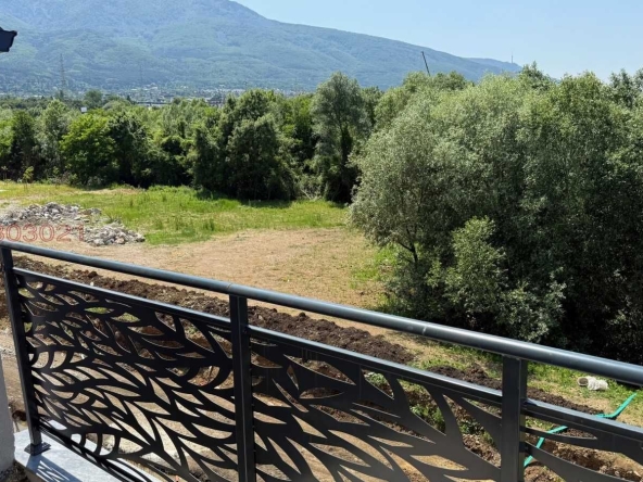 Тристаен апартамент в София, Малинова долина - 105 кв.м за 1800 €/кв.м - Снимка #1