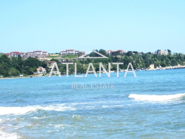 Двустаен апартамент в Бяла - 63 кв.м за 945 €/кв.м - Снимка #1