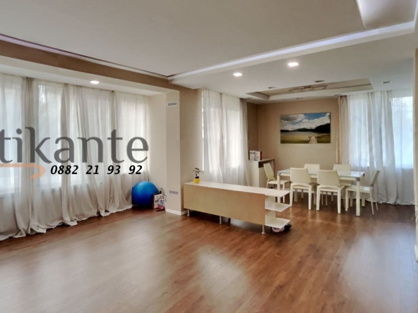Дава се под наем Четиристаен апартамент в София, Редута - 120 кв.м за 1125 € - Снимка #1