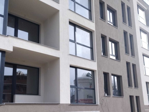 Двустаен апартамент в София, Докторски паметник - 65 кв.м за 1428 €/кв.м - Снимка #1