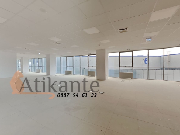 Дава се под наем Офис в София, 7-ми 11-ти километър - 1450 кв.м за 18802.17 € - Снимка #1