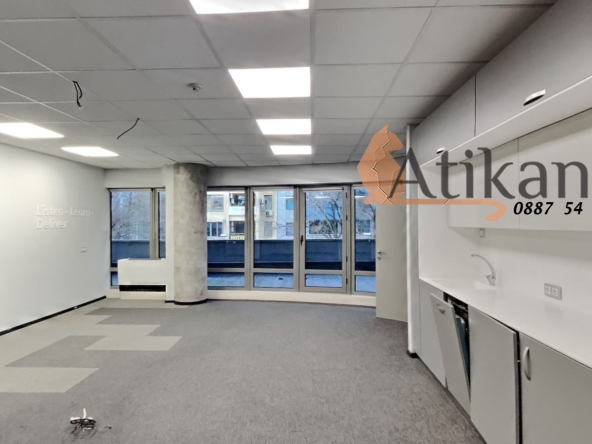 Дава се под наем Офис в София, Гоце Делчев - 171 кв.м за 1705.44 € - Снимка #1