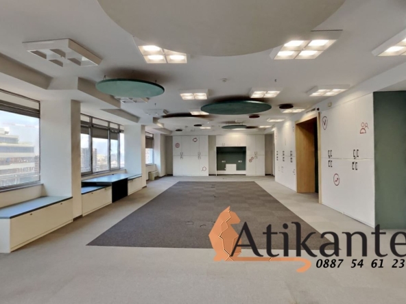 Дава се под наем Офис в София, Малинова долина - 583 кв.м за 6977.82 € - Снимка #1