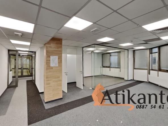 Дава се под наем Офис в София, Изгрев - 373 кв.м за 4836.33 € - Снимка #1