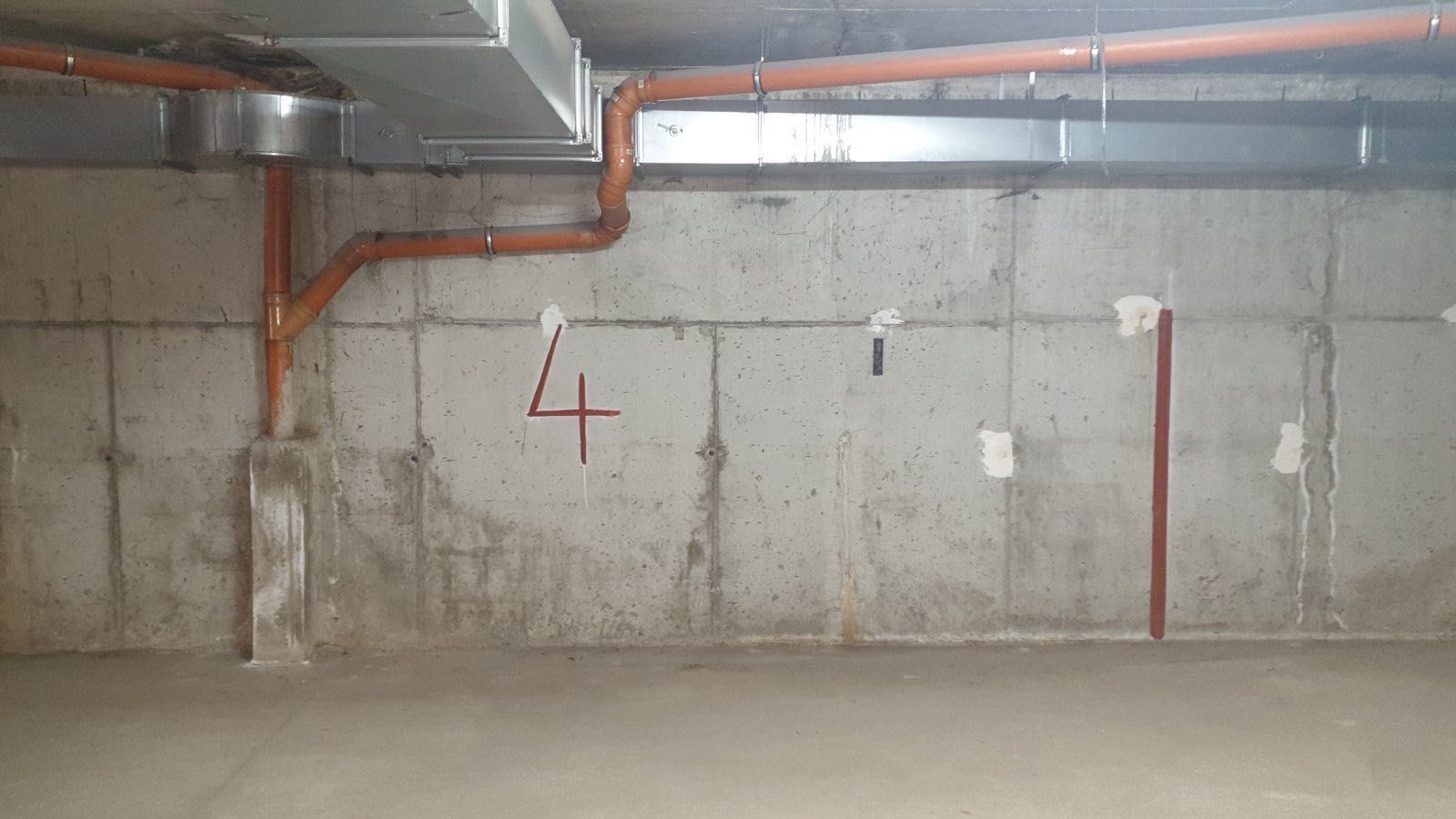 Дава се под наем Гараж / Паркомясто в София, Люлин 3 - 16 кв.м за 61.2 € - Снимка #1