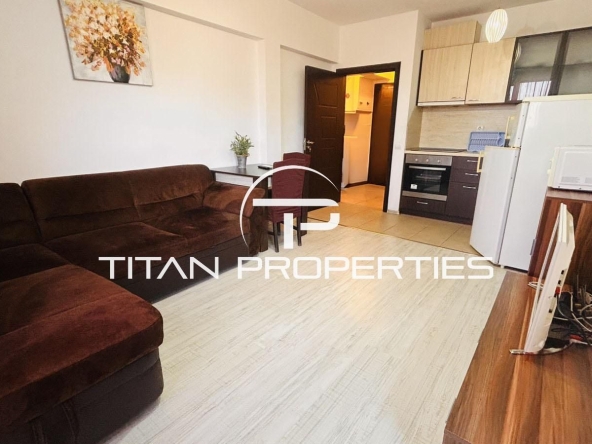 Дава се под наем Двустаен апартамент в Бургас, Лазур - 70 кв.м за 331.5 € - Снимка #1