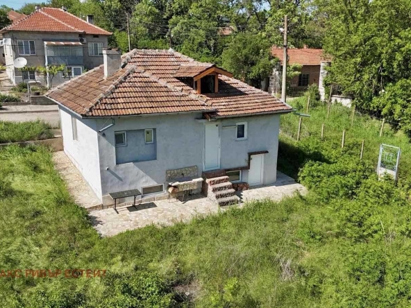 Къща в с. Просена, Област Русе - 65 кв.м за 808 €/кв.м - Снимка #1