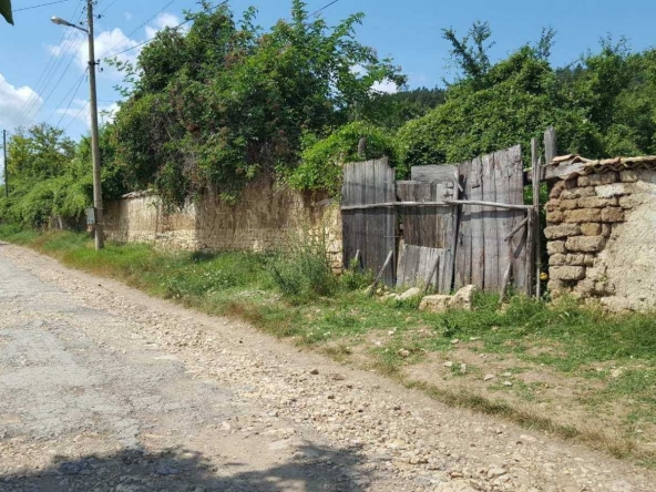 Парцел в с. Зараево, Област Търговище - 2840 кв.м за 3 €/кв.м - Снимка #1