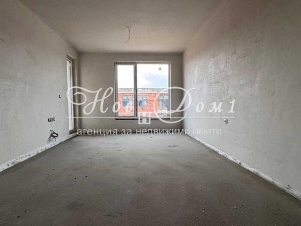 Двустаен апартамент в Пловдив, Гагарин - 71 кв.м за 894 €/кв.м - Снимка #1