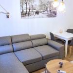 Дава се под наем Двустаен апартамент в София, Център - 65 кв.м за 453.9 € - Снимка #1