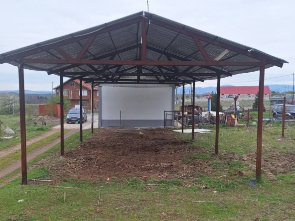 Дава се под наем Промишлена сграда в Дупница - 90 кв.м за 3825 € - Снимка #1