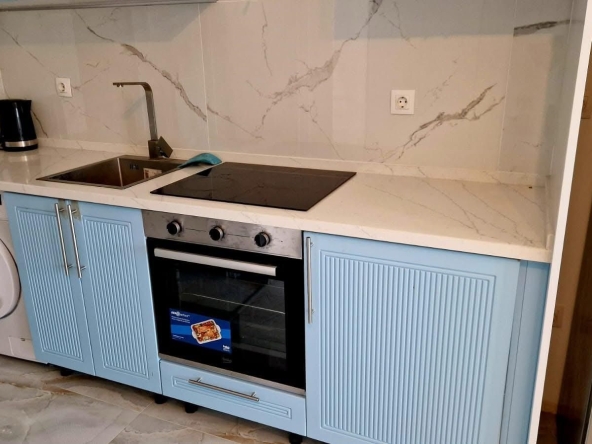 Дава се под наем Едностаен апартамент в Пловдив, Тракия - 40 кв.м за 325 € - Снимка #1