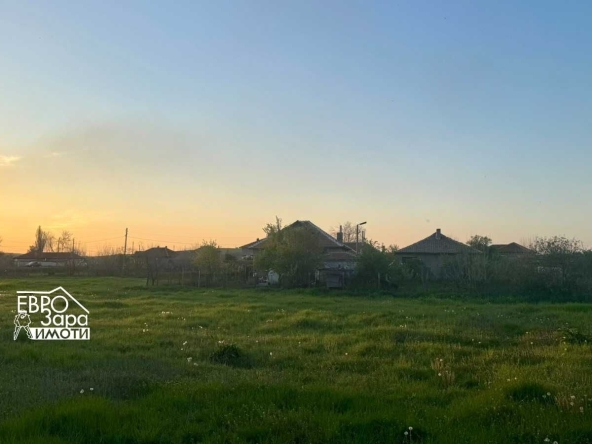 Парцел в Гълъбово - 1035 кв.м за 8 €/кв.м - Снимка #1