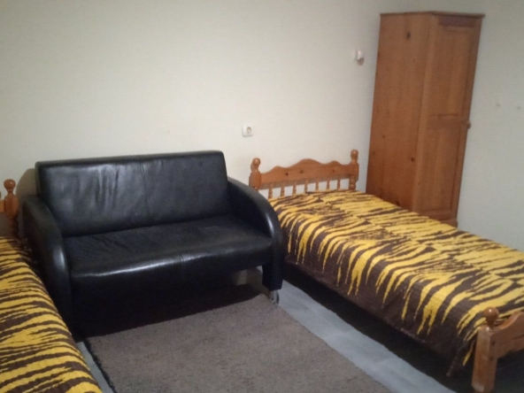 Дава се под наем Двустаен апартамент в Бургас, Възраждане - 35 кв.м за 372.3 € - Снимка #1