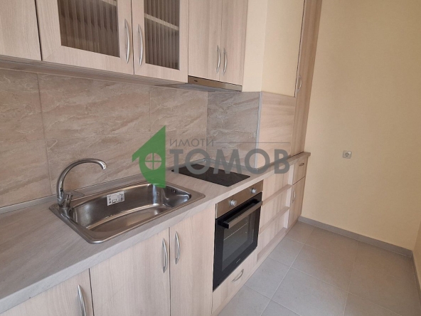 Дава се под наем Тристаен апартамент в Стара Загора, Опълченски - 88 кв.м за 357 € - Снимка #1