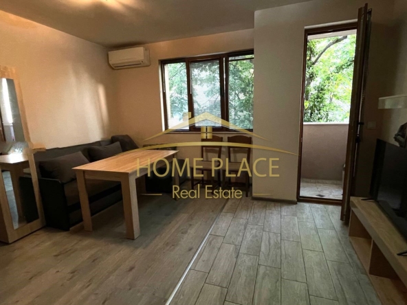 Дава се под наем Двустаен апартамент в Варна, Колхозен пазар - 50 кв.м за 408 € - Снимка #1