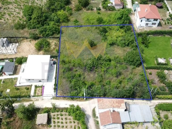 Парцел в Варна, м-т Зеленика - 2100 кв.м за 105 €/кв.м - Снимка #1