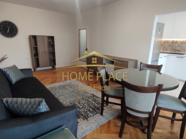 Дава се под наем Двустаен апартамент в Варна, Чайка - 70 кв.м за 591.6 € - Снимка #1