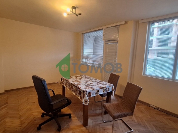 Дава се под наем Тристаен апартамент в Стара Загора, Казански - 100 кв.м за 280.5 € - Снимка #1