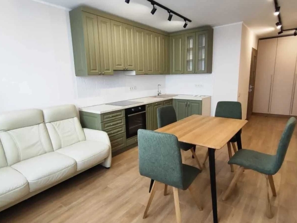 Дава се под наем Двустаен апартамент в София, Център - 55 кв.м за 408 € - Снимка #1