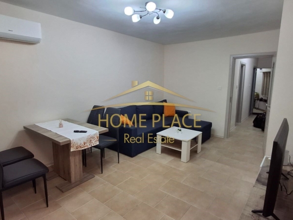 Дава се под наем Тристаен апартамент в Варна, Център - 77 кв.м за 1122 € - Снимка #1