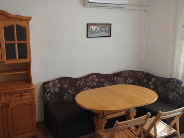 Дава се под наем Двустаен апартамент в Варна, Трошево - 50 кв.м за 306 € - Снимка #1