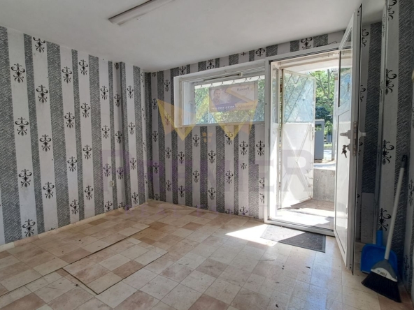 Магазин в Варна, Нептун - 12 кв.м за 3275 €/кв.м - Снимка #1