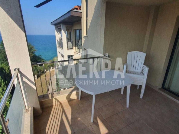 Тристаен апартамент в Бяла - 106 кв.м за 892 €/кв.м - Снимка #1