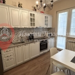 Дава се под наем Тристаен апартамент в София, Център - 112 кв.м за 1100 € - Снимка #1