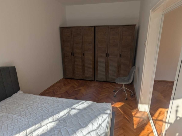 Дава се под наем Двустаен апартамент в София, Яворов - 65 кв.м за 600 € - Снимка #1