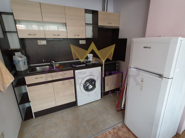 Дава се под наем Тристаен апартамент в Варна, ВИНС - 90 кв.м за 612 € - Снимка #1