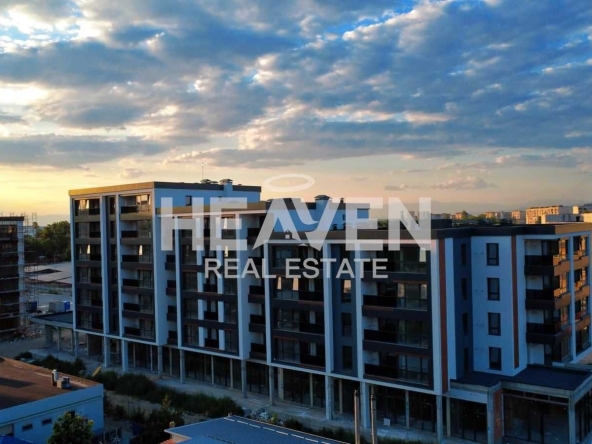 Тристаен апартамент в Пловдив, Център - 107 кв.м за 1197 €/кв.м - Снимка #1