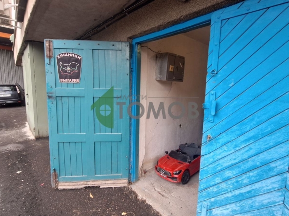 Гараж / Паркомясто в Стара Загора, Казански - 18 кв.м за 1431 €/кв.м - Снимка #1
