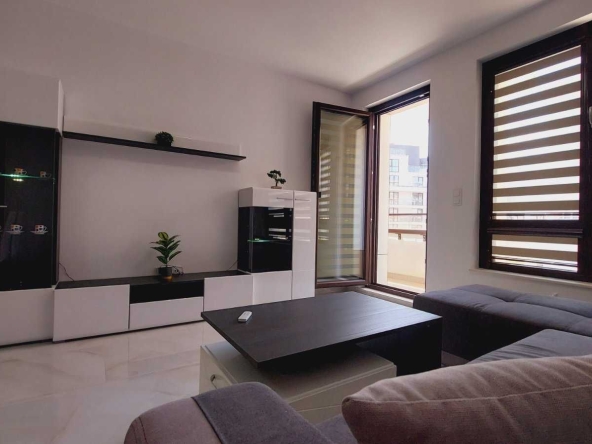 Дава се под наем Двустаен апартамент в София, Полигона - 73 кв.м за 714 € - Снимка #1