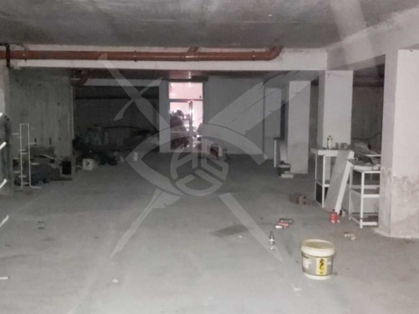 Дава се под наем Склад в Асеновград - 400 кв.м за 115000 € - Снимка #1