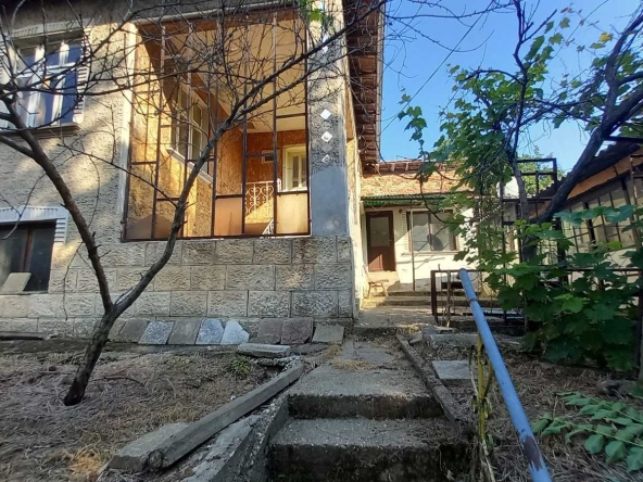 Къща в Цар Калоян - 132 кв.м за 213 €/кв.м - Снимка #1