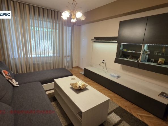 Двустаен апартамент в Плевен, Сторгозия - 60 кв.м за 1417 €/кв.м - Снимка #1