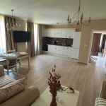 Дава се под наем Двустаен апартамент в Пловдив, Център - 74 кв.м за 700 € - Снимка #1