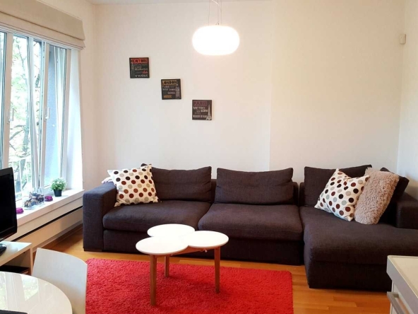 Тристаен апартамент в София, Център - 84 кв.м за 5000 €/кв.м - Снимка #1