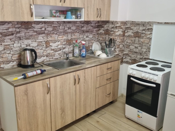 Дава се под наем Четиристаен апартамент в Пловдив, Мараша - 95 кв.м за 650 € - Снимка #1