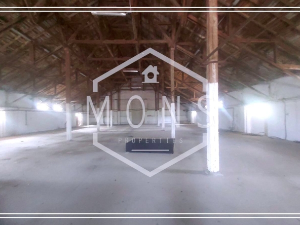 Промишлена сграда в Горна Оряховица - 1200 кв.м за 241 €/кв.м - Снимка #1