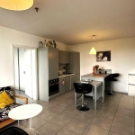 Дава се под наем Тристаен апартамент в София, Иван Вазов - 98 кв.м за 780 € - Снимка #1