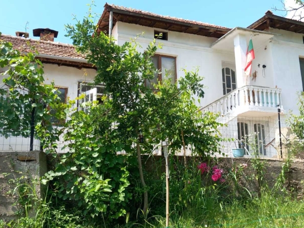 Къща в с. Димча, Област Велико Търново - 100 кв.м за 360 €/кв.м - Снимка #1