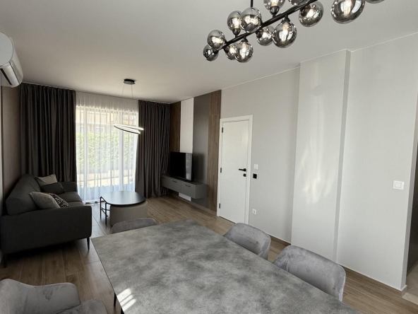 Дава се под наем Къща в Поморие - 120 кв.м за 1326 € - Снимка #1