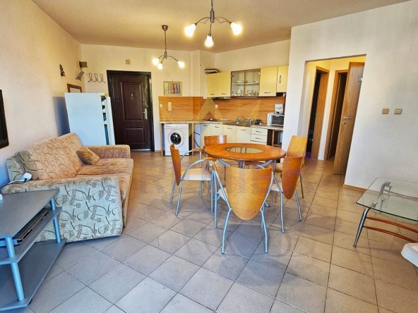 Тристаен апартамент в к.к. Слънчев бряг - 75 кв.м за 1307 €/кв.м - Снимка #1