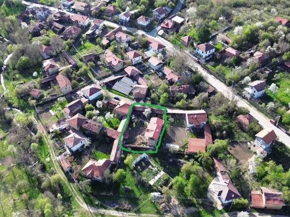 Къща в с. Згурово, Област Кюстендил - 135 кв.м за 889 €/кв.м - Снимка #1